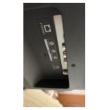 Insignia 32-inch TV