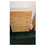 2 dresser set