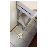 rubbermaid collapsible shelving storage