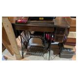 vintage singer sewing machine table