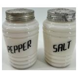Vintage Hazel Atlas Salt & Pepper Shaker Set