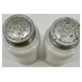 Vintage Hazel Atlas Salt & Pepper Shaker Set