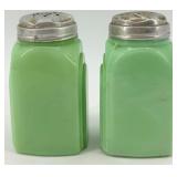 Vintage Art Deco Mckee Jadeite Green Glass Salt & Pepper Shaker Set