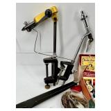 Dai-Riki Fly Tying Vise Set with Hooks & Thread Spools