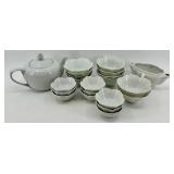 Cordon Bleu BIA International Teapot & 10 Lotus Petal-Edge Bowls - Microwave & Oven Proof