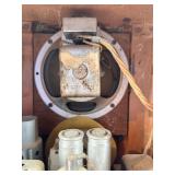 National Union Vintage Tube Radio - Wooden Cabinet