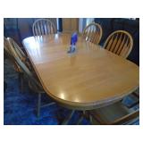 Oak dining room table set. With leaf & 6 chairs. Very nice condition. As shown. CASH ON SITE ONLY. PICKUP IS TUESDAY MAY 19TH FROM 11 AM TO 4 PM. REGARDLESS WHAT THE SCHEDULE STATES.