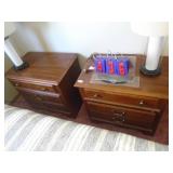 2 ends tables with 2 lamps. As shown. CASH ON SITE ONLY. PICKUP IS TUESDAY MAY 19TH FROM 11 AM TO 4 PM. REGARDLESS WHAT THE SCHEDULE STATES.