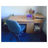 Computer desk with chair. As shown. CASH ON SITE ONLY. PICKUP IS TUESDAY MAY 19TH FROM 11 AM TO 4 PM. REGARDLESS WHAT THE SCHEDULE STATES.