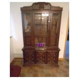 Wood hutch. As shown. CASH ON SITE ONLY. PICKUP IS TUESDAY MAY 19TH FROM 11 AM TO 4 PM. REGARDLESS WHAT THE SCHEDULE STATES.
