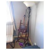 Freestanding lamp & artist easel. As shown. CASH ON SITE ONLY. PICKUP IS TUESDAY MAY 19TH FROM 11 AM TO 4 PM. REGARDLESS WHAT THE SCHEDULE STATES.