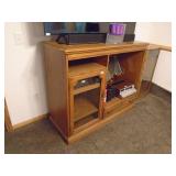 Wood entertainment center. As shown. Contents not included as shown in pictures. CASH ON SITE ONLY. PICKUP IS TUESDAY MAY 19TH FROM 11 AM TO 4 PM. REGARDLESS WHAT THE SCHEDULE STATES.