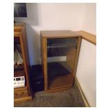 Wood entertainment center. As shown. Contents not included as shown in pictures. CASH ON SITE ONLY. PICKUP IS TUESDAY MAY 19TH FROM 11 AM TO 4 PM. REGARDLESS WHAT THE SCHEDULE STATES.