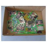 Vintage 1977 Starwars trading cards. Very nice condition. Approx 40 to 50 in the box. As shown. CASH ON SITE ONLY. PICKUP IS TUESDAY MAY 19TH FROM 11 AM TO 4 PM. REGARDLESS WHAT THE SCHEDULE STATES.