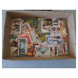 Vintage 1977 Starwars trading cards. Very nice condition. Approx 40 to 50 in the box. As shown. CASH ON SITE ONLY. PICKUP IS TUESDAY MAY 19TH FROM 11 AM TO 4 PM. REGARDLESS WHAT THE SCHEDULE STATES.