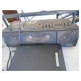 Sony dvd player & old school boombox. As shown. CASH ON SITE ONLY. PICKUP IS TUESDAY MAY 19TH FROM 11 AM TO 4 PM. REGARDLESS WHAT THE SCHEDULE STATES.