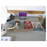1 flat with misc. As shown. CASH ON SITE ONLY. PICKUP IS TUESDAY MAY 19TH FROM 11 AM TO 4 PM. REGARDLESS WHAT THE SCHEDULE STATES.