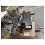 Universal Broadmore Rose Storage Bed - KING - Needs Repair