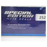 NEW Maisto Exclusive 1/18 Diecast Special Edition 2022 Audi RS E-Tron GT - Silver