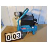Makita 2.6 Gallon Air Compressor - #MAC700