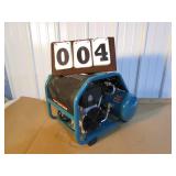 Makita 2 Gallon Electric Air Compressor - #MAC210Q