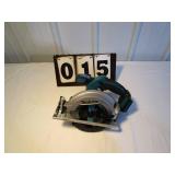 Makita Cordless Circular Saw #XSS02 - tool only