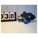 Makita 18V BL Cutting Saw #XSC02 - tool only