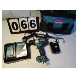Makita 18V LXT BL Hammer Drill Kit #XPH14