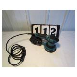 Makita 5" Random Orbit Sander #B04041