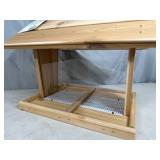 New Large Ranch Style Bird Feeder