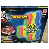 New Magic Tracks Glow in the Dark Speedway with Car