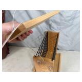 New Valley Splendor Cedar Suet Cake Bird Feeder