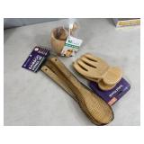 New Bamboo Utensil Set, Mortar and Pestle, Salad Hands
