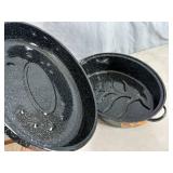 New 20 lb Graniteware Roaster Pan with Lid