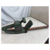 16 inch Black and Decker Electric Hedge / Bush Trimmer