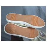 2 New Pairs of Women