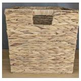 Wicker Storage Cube Basket Set of 4 $59.99 Retail - Brand New
