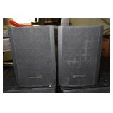 Bookshelf Speakers - Harman/Kardon, Dayton Audio