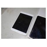 *2* Tablets - Broken Screens - Samsung Tab S9+, Apple iPad Mini