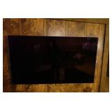 LG OLED65B6P 65" OLED TV with Wall Mount