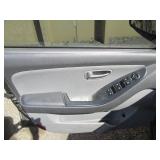 2008 Hyundai Elantra 4 Door Car