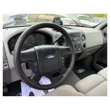 2006 FORD F-150 XL *No Accidents Reported* (NO RESERVE)