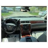 2008 CHEVROLET SUBURBAN LTZ *No Accidents Reported | 4x4* (NO RESERVE)