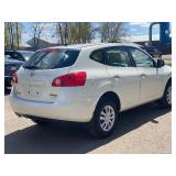 2010 NISSAN ROGUE S *All Wheel Drive* (NO RESERVE)