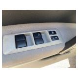 2010 NISSAN ROGUE S *All Wheel Drive* (NO RESERVE)