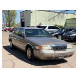2002 MERCURY GRAND MARQUIS GS (NO RESERVE)