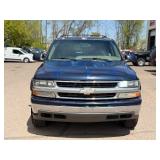 2004 CHEVROLET SUBURBAN 1500 LT (NO RESERVE)