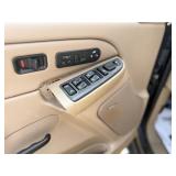 2004 CHEVROLET SUBURBAN 1500 LT (NO RESERVE)