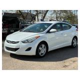 2013 HYUNDAI ELANTRA GLS *No Accidents Reported* (NO RESERVE)