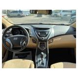 2013 HYUNDAI ELANTRA GLS *No Accidents Reported* (NO RESERVE)